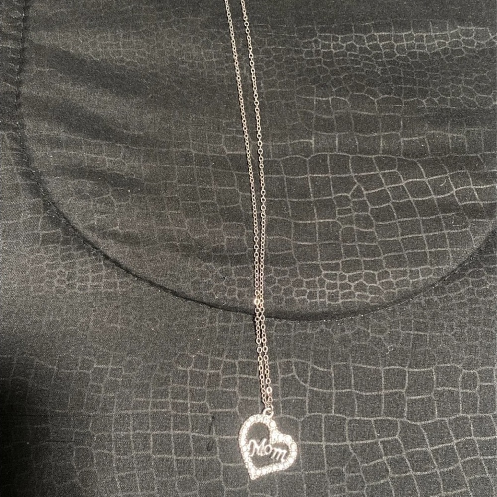Mom necklace - Picture 2 of 5